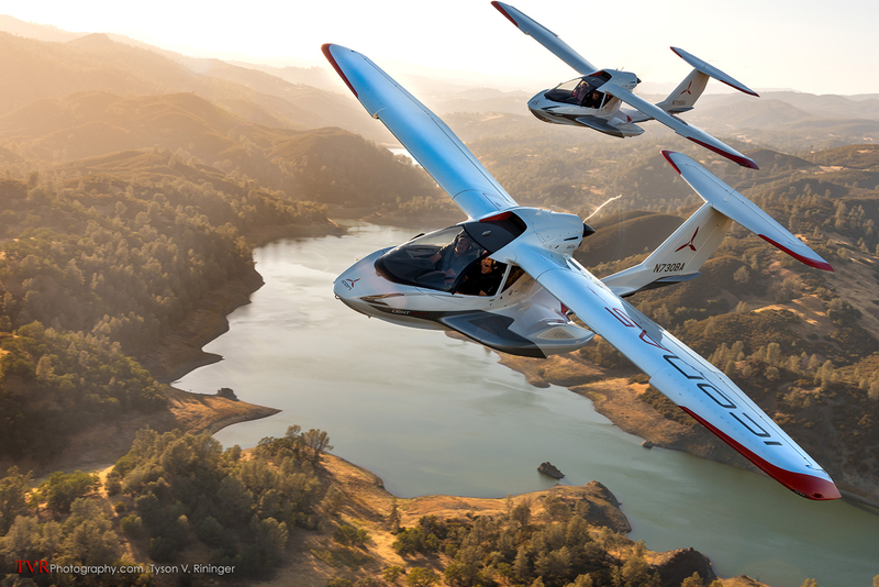 Illustration for article titled All These Jaw-Dropping Airplane Images Were Taken By This Flying Photog
